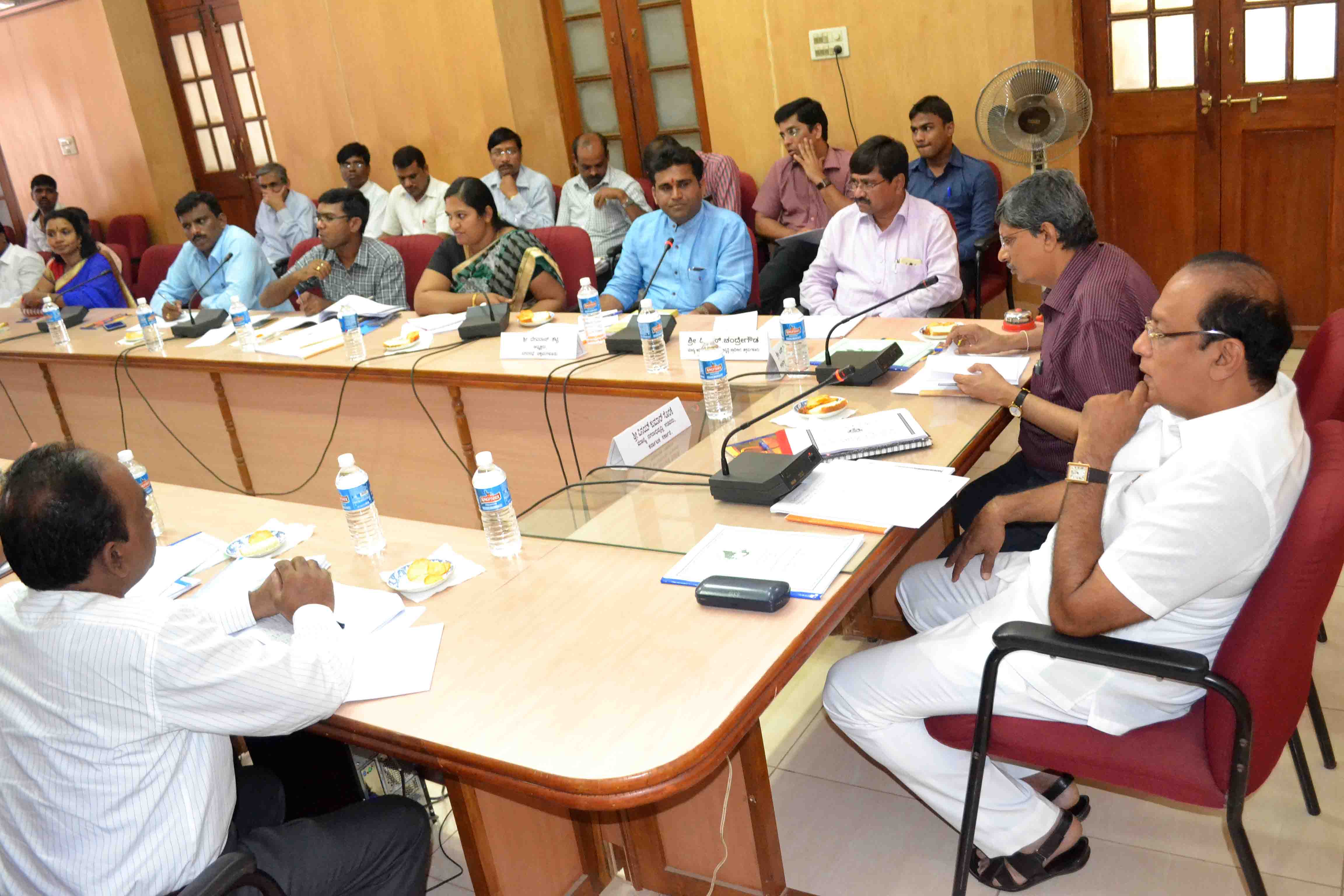 ಕುಡಿಯುವ ನೀರಿನ ಸಮಸ್ಯೆ ಉಂಟಾಗದಂತೆ ಕ್ರಮಕೆಗೊಳಿ್ಳ: ಸಚಿವ ವಿನಯಕುಮಾರ್ ಸೊರಕೆ